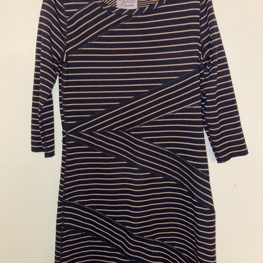 Black and White Sheath Dress with Cuffed 3/4 Sleeves